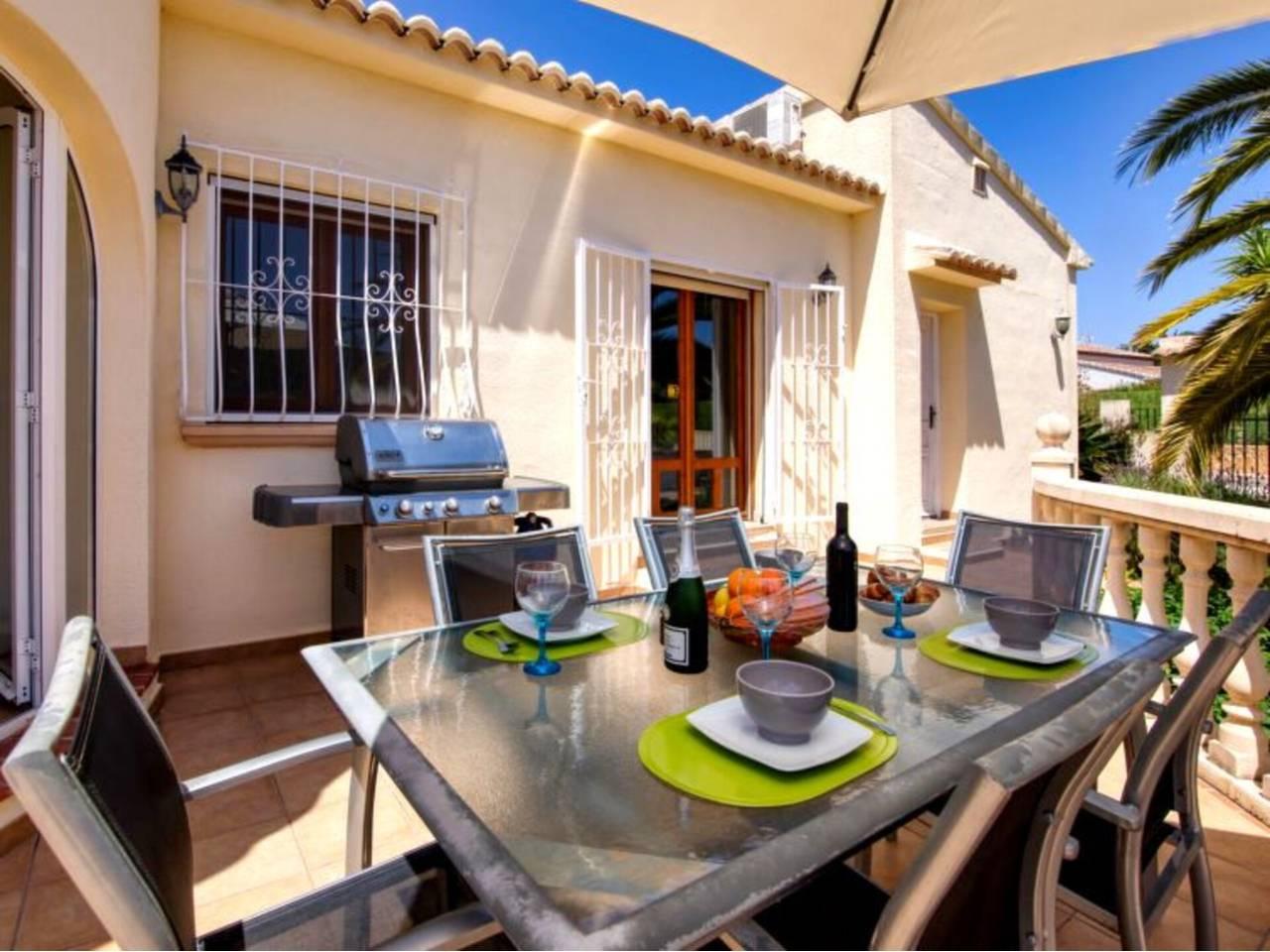 Casa Adosada de 3 Dormitorios en venta en Xàbia