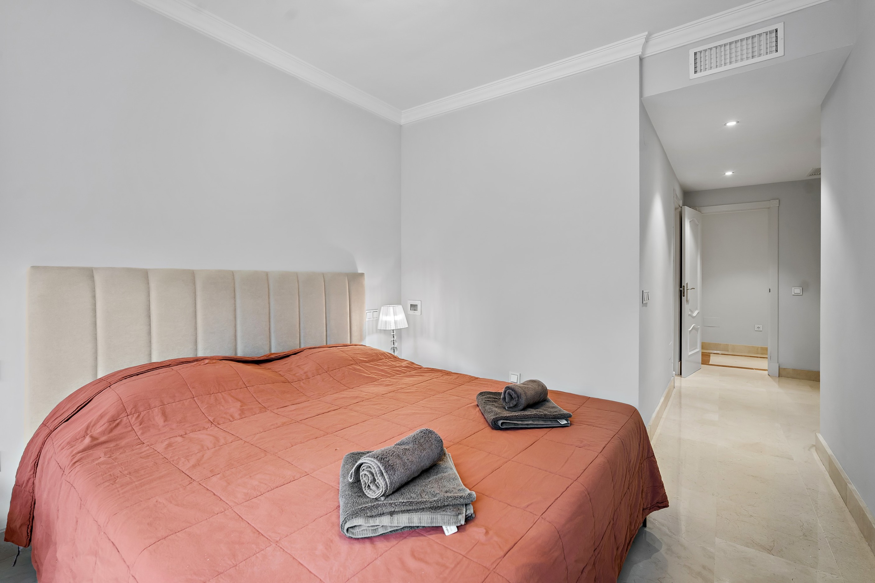 2 спални - Апартамент за продажба в Marbella Golden Mile