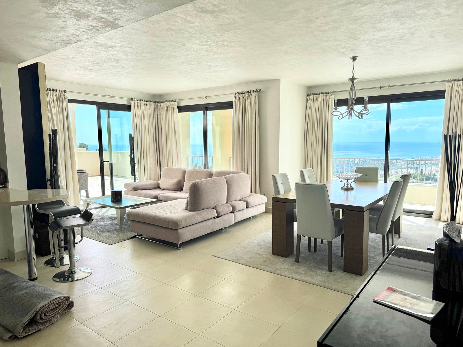 Ático de 3 Dormitorios en venta en Marbella