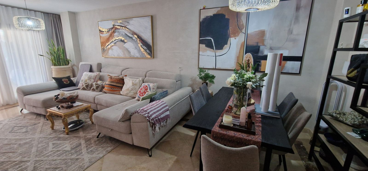 Piso de 2 Dormitorios y 2 Baños en venta en La Duquesa