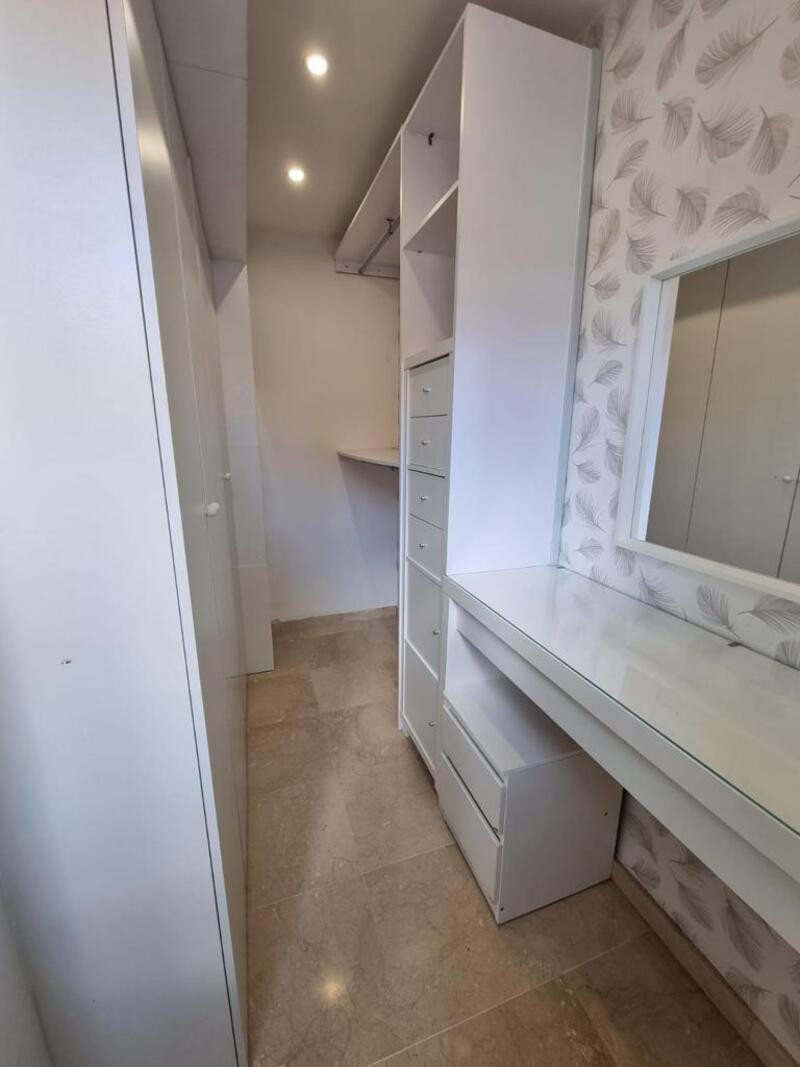 3 Slaapk. - Penthouse te huur in Estepona