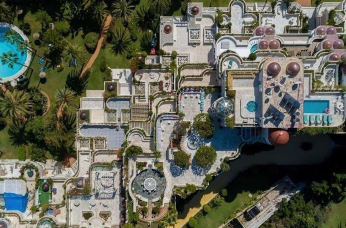 Piso de 5 Dormitorios en venta en Puerto Banús