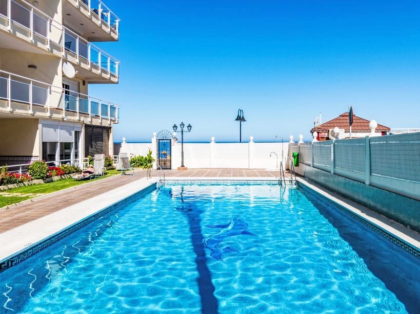 Piso de 1 Dormitorio y 1 Baño en venta en Torremolinos