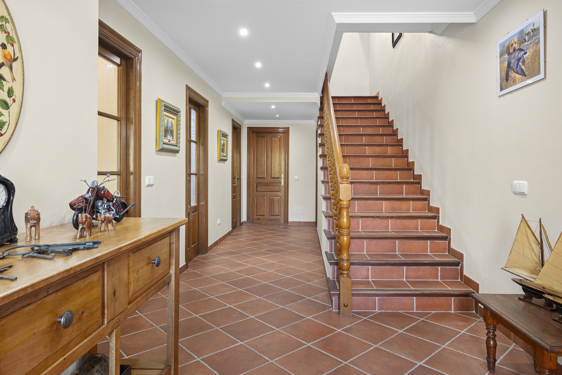 Casa de 5 Dormitorios y 4 Baños en venta en La Quinta, Benahavís