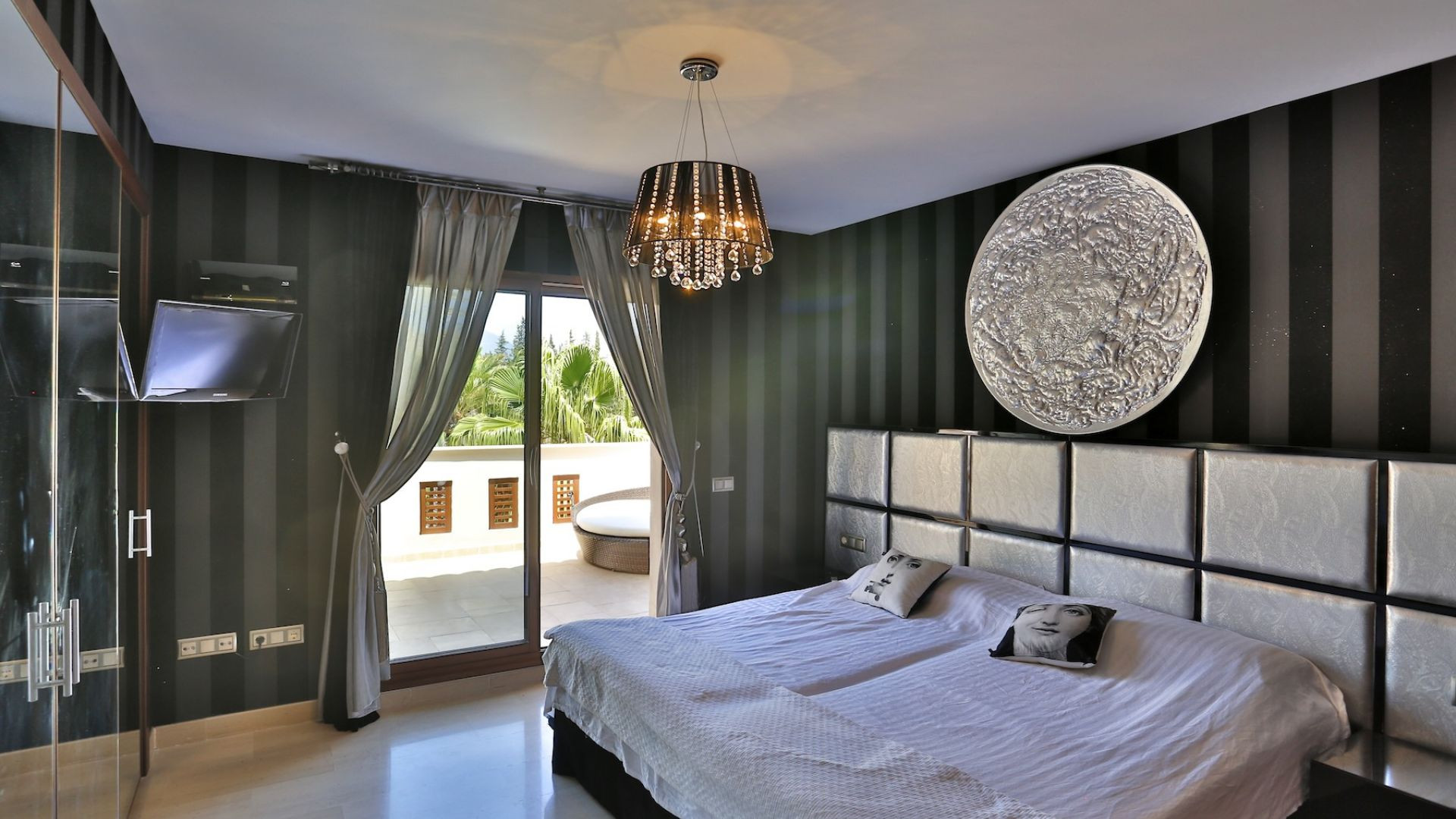 Ático de 2 Dormitorios en venta en Nueva Andalucía, Marbella