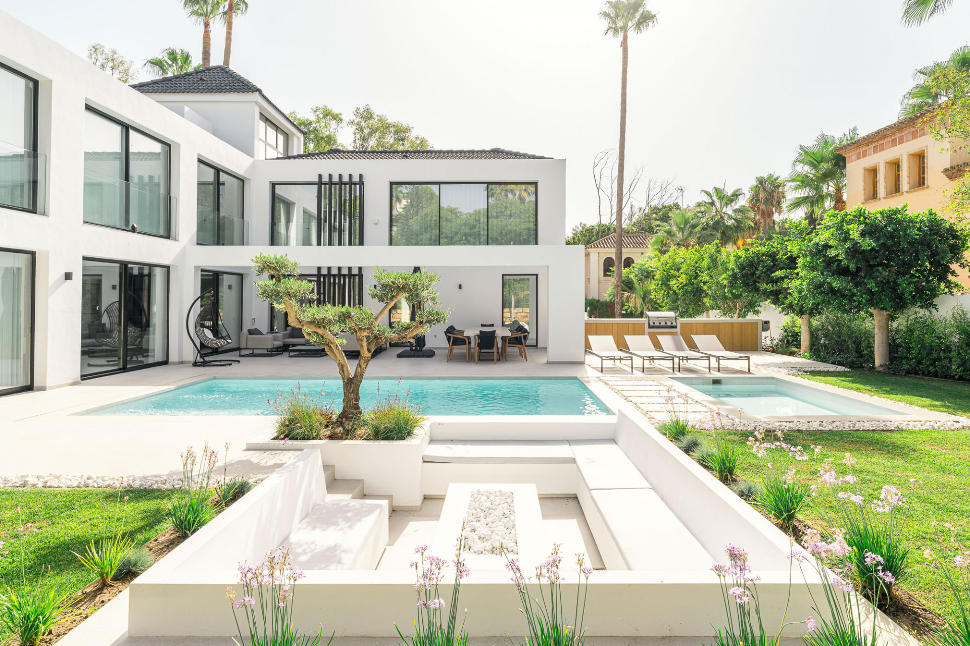 Casa de 4 Dormitorios y 4 Baños en venta en Nueva Andalucía, Marbella