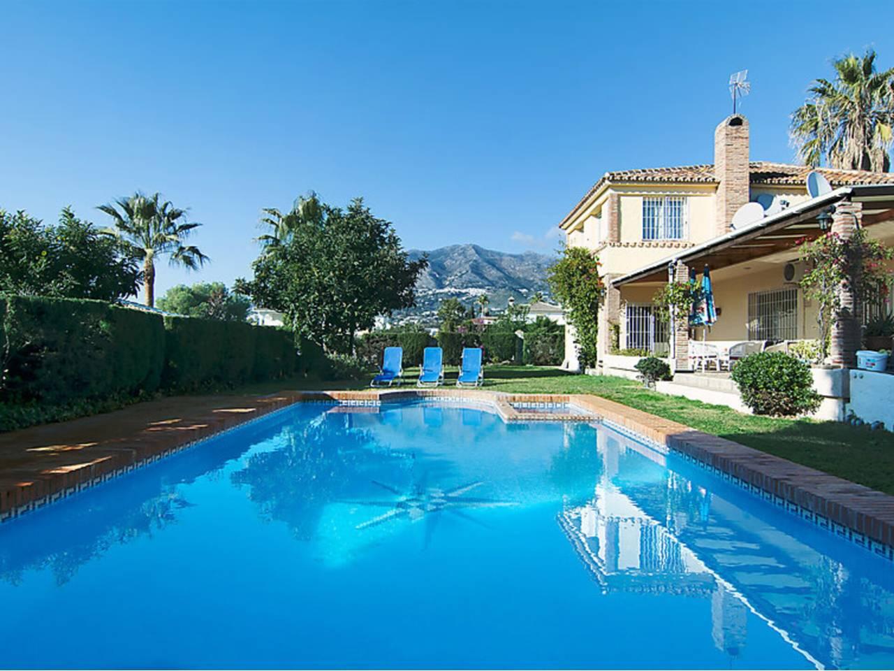 Casa de 4 Dormitorios y 2 Baños en venta en Fuengirola Centro
