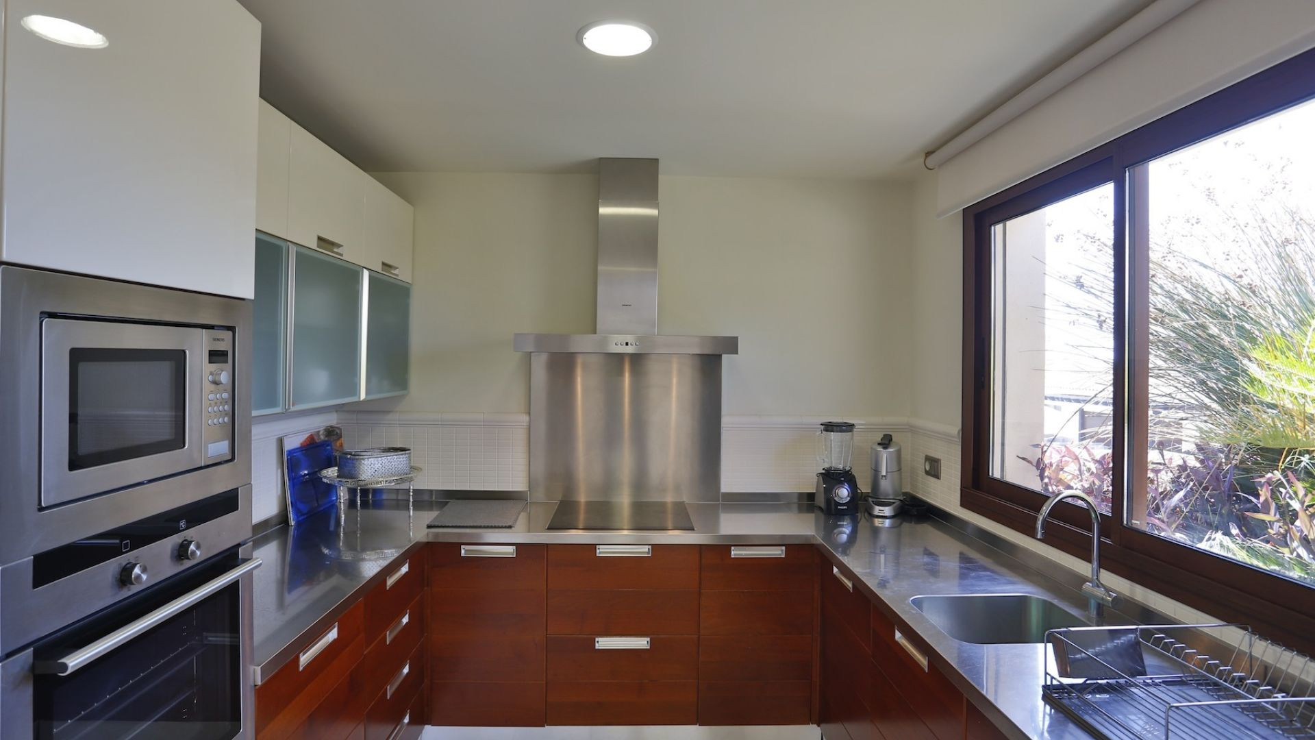Ático de 2 Dormitorios en venta en Nueva Andalucía, Marbella