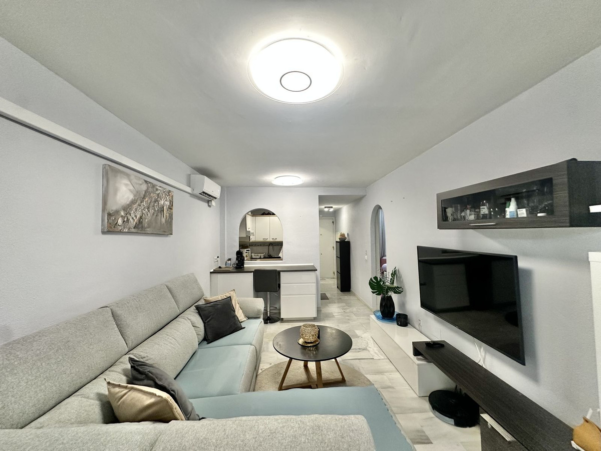 Piso de 2 Dormitorios y 2 Baños en venta en La Cala de Mijas