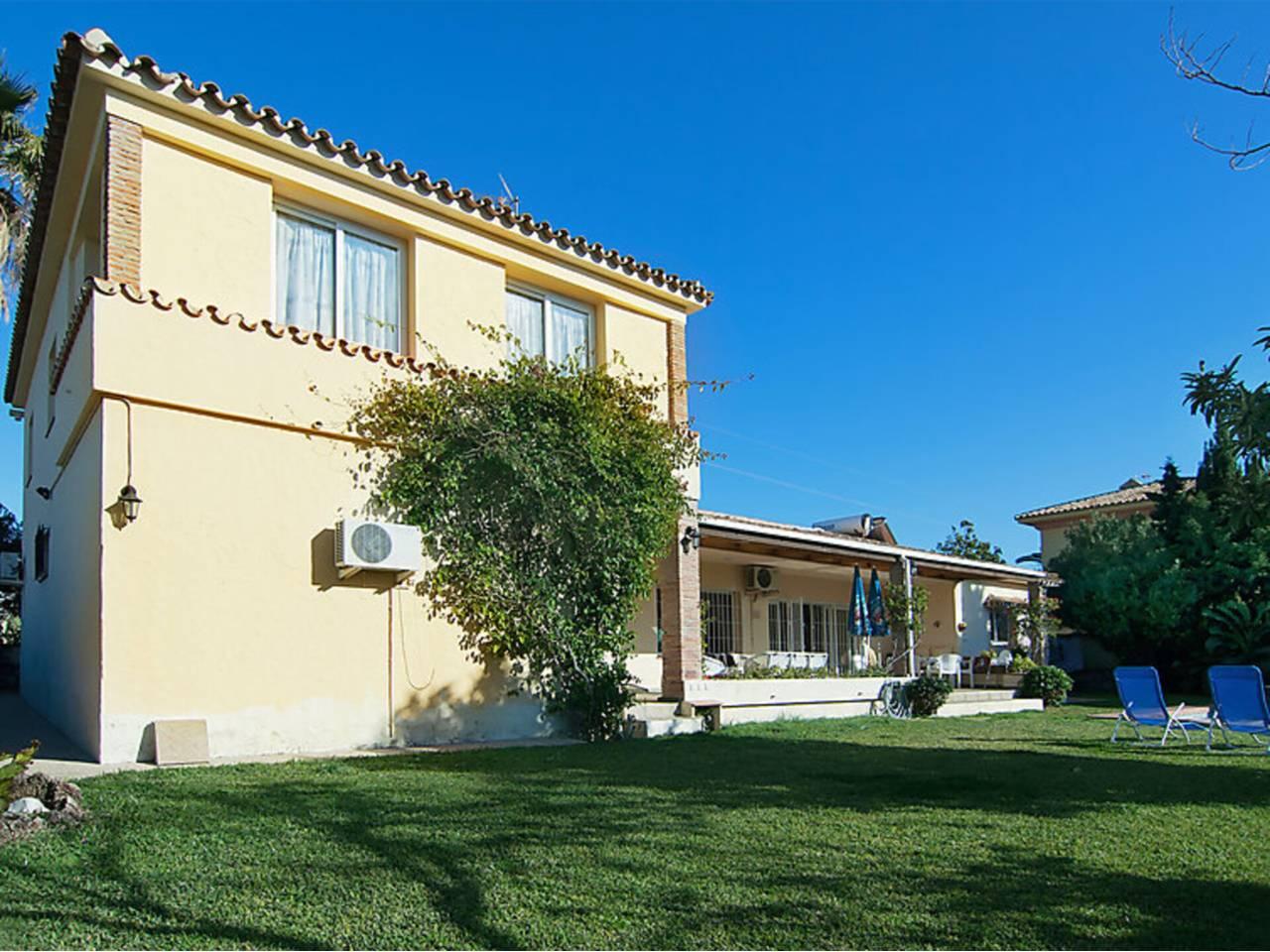 Casa de 4 Dormitorios y 2 Baños en venta en Fuengirola Centro