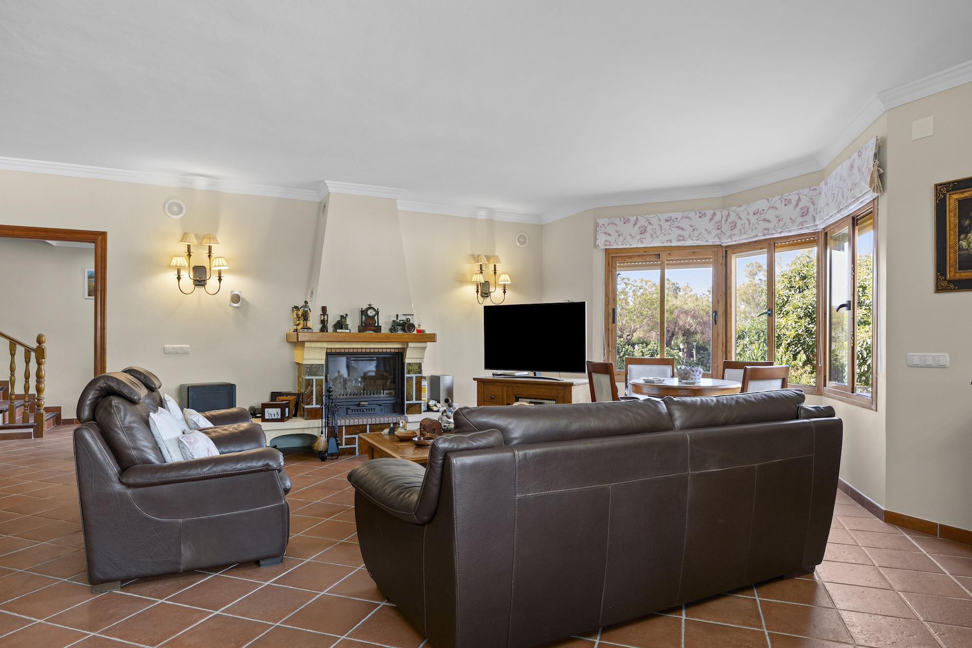 Casa de 5 Dormitorios y 4 Baños en venta en La Quinta, Benahavís