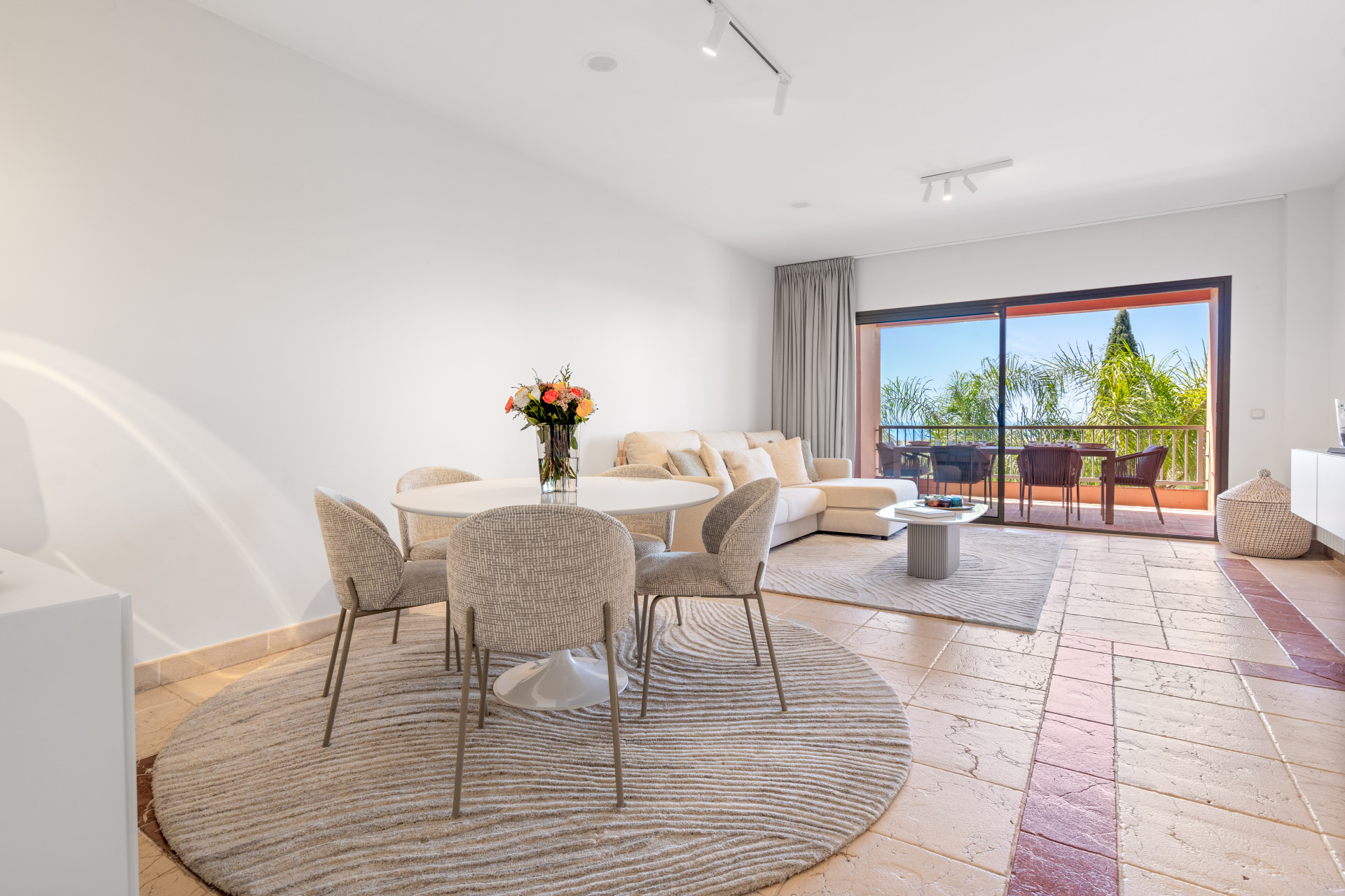 2 кровать 2 ванна Квартира для продажи в Los Flamingos, Benahavis
