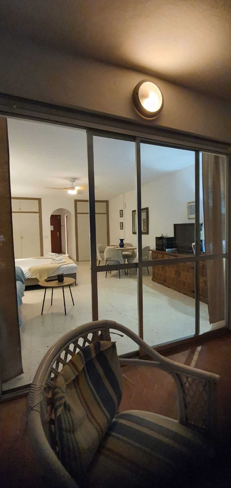Piso de 1 Dormitorio en venta en Las Chapas, Marbella