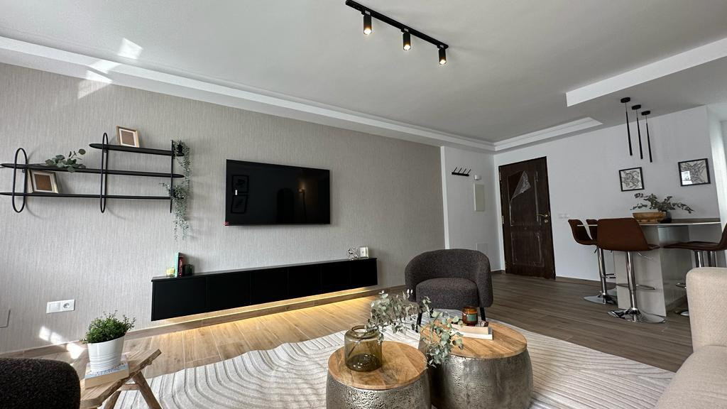 3 Bed - Apartment for Rent in Nueva Andalucia, Marbella