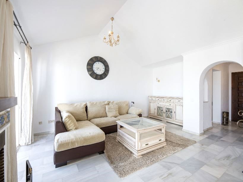 Piso de 2 Dormitorios y 2 Baños en venta en Mijas Pueblo