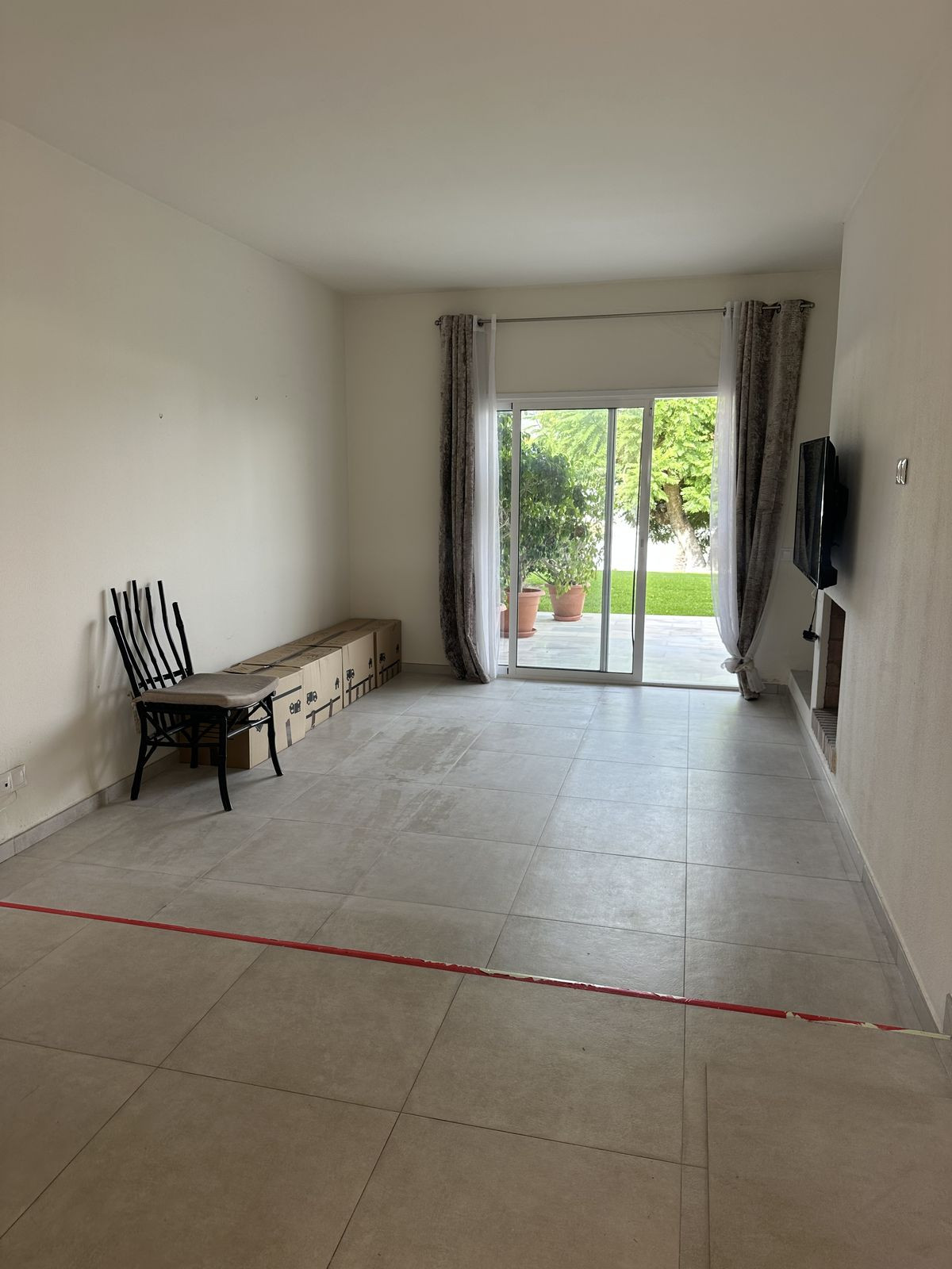 Piso de 2 Dormitorios en venta en Nueva Andalucía, Marbella