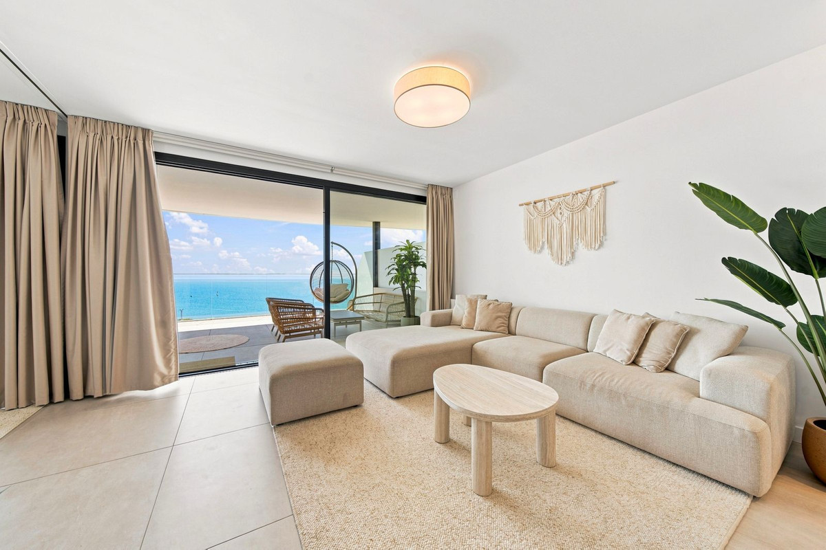 Piso de 2 Dormitorios y 2 Baños en venta en Fuengirola