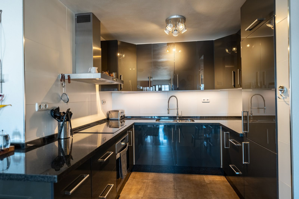 Piso de 2 Dormitorios en venta en Fuengirola