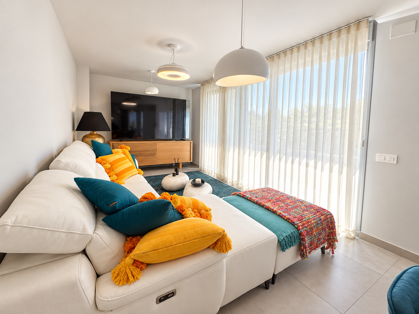 3 Bed - Apartment for Sale in Elviria, Marbella