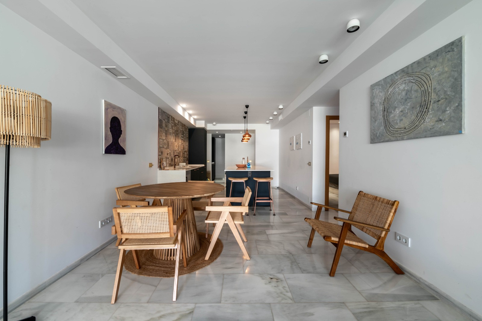 Piso de 2 Dormitorios en venta en Nueva Andalucía, Marbella