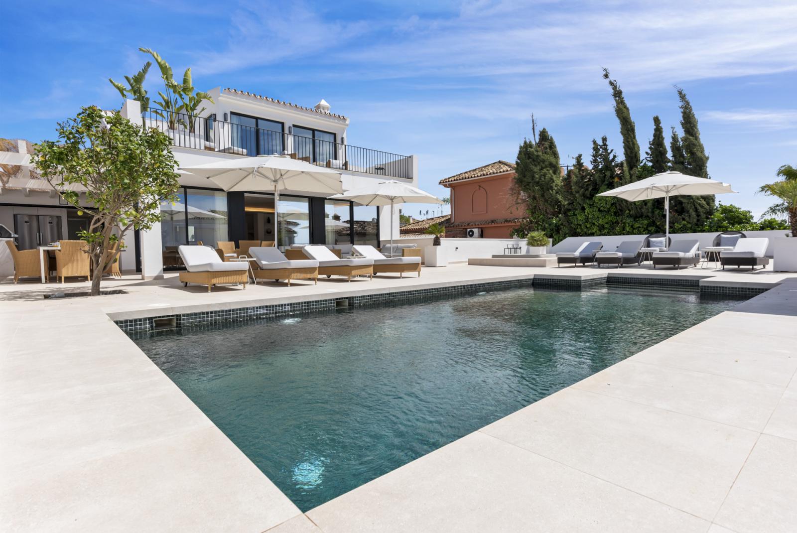 Casa de 5 Dormitorios en venta en Marbella Centro