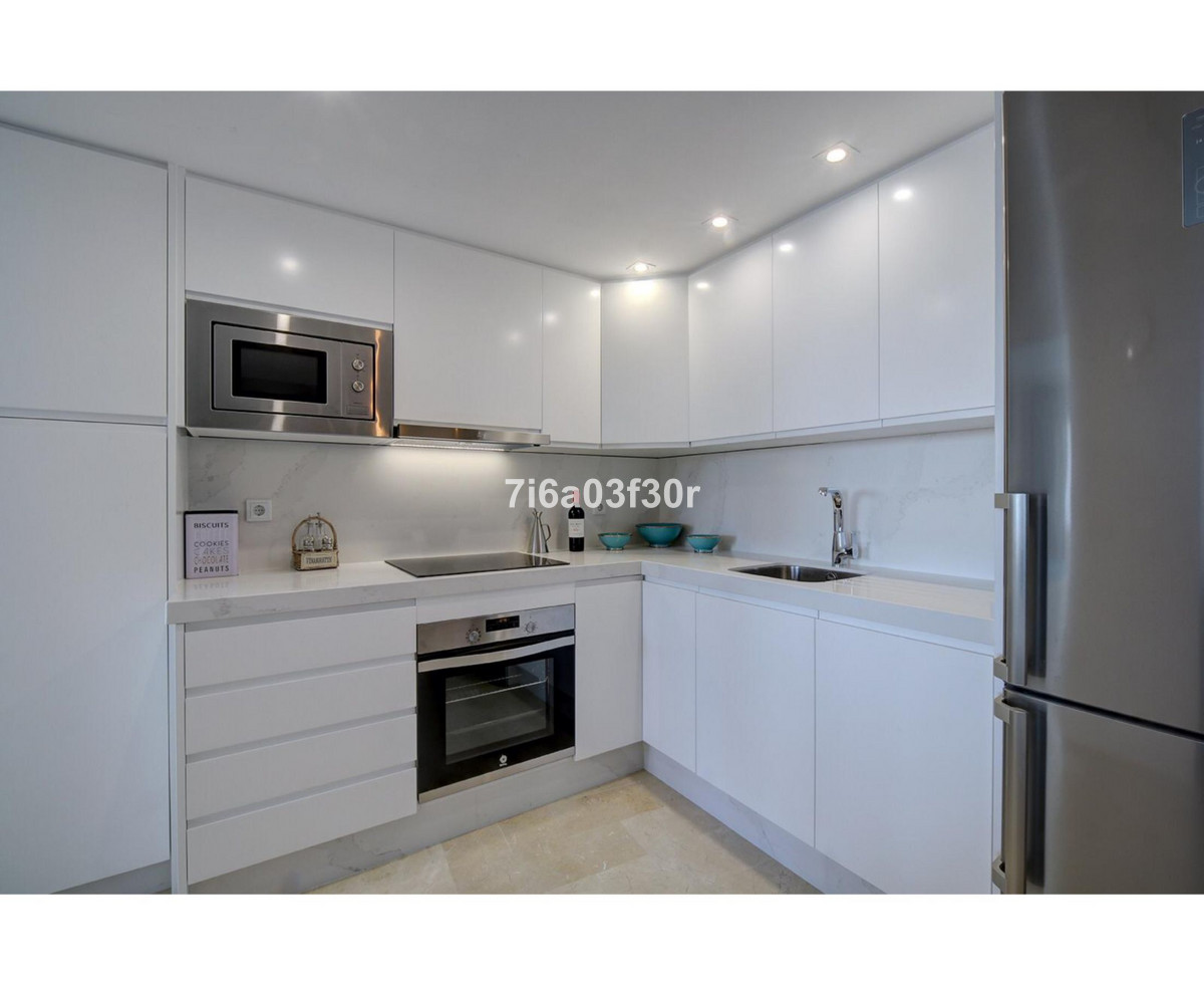 Piso de 2 Dormitorios y 2 Baños en venta en Marbella