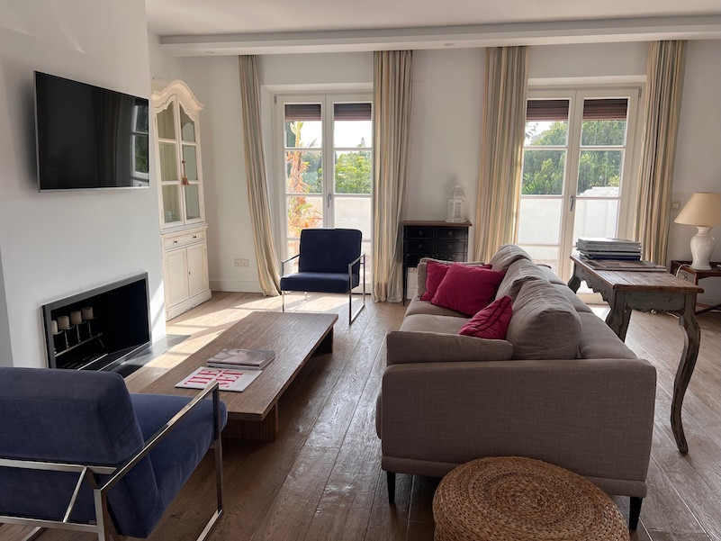 Piso de 3 Dormitorios y 3 Baños en venta en Milla de Oro, Marbella