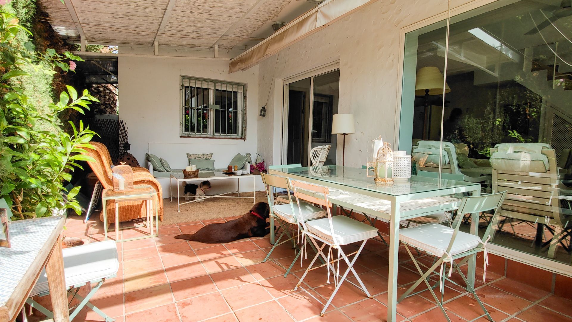Casa Adosada de 4 Dormitorios y 3 Baños en venta en Zahara de los Atunes