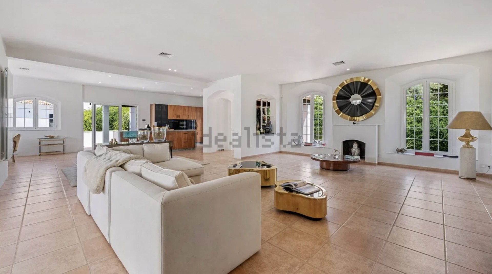 Casa de 4 Dormitorios y 4 Baños en venta en Sierra Blanca, Marbella