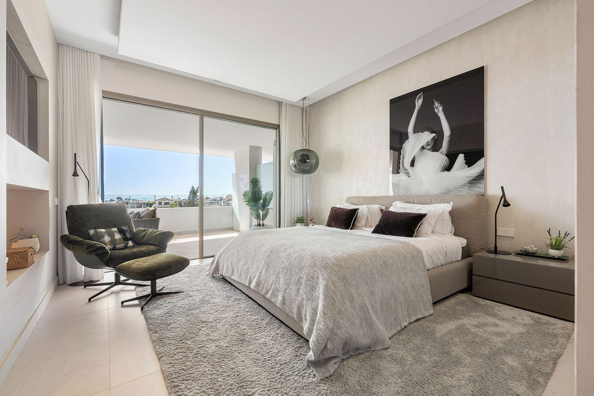 Casa de 4 Dormitorios y 4 Baños en venta en Nueva Andalucía, Marbella