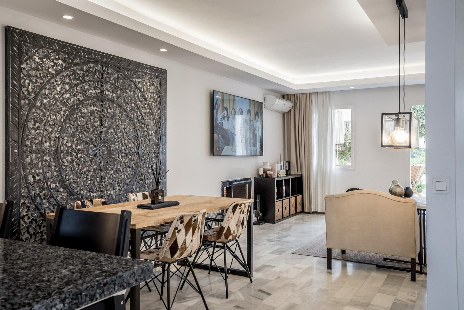 Casa Adosada de 3 Dormitorios y 2 Baños en venta en Nueva Andalucía, Marbella