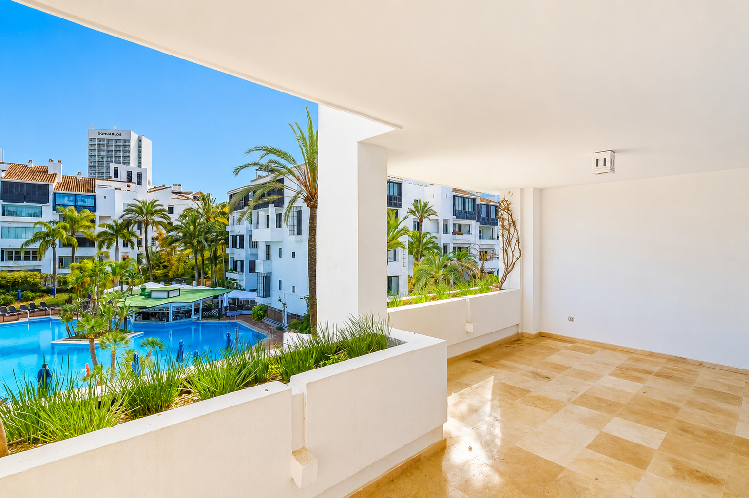 3 Slaapk., 3 Badk. - Appartement te koop in Elviria, Marbella