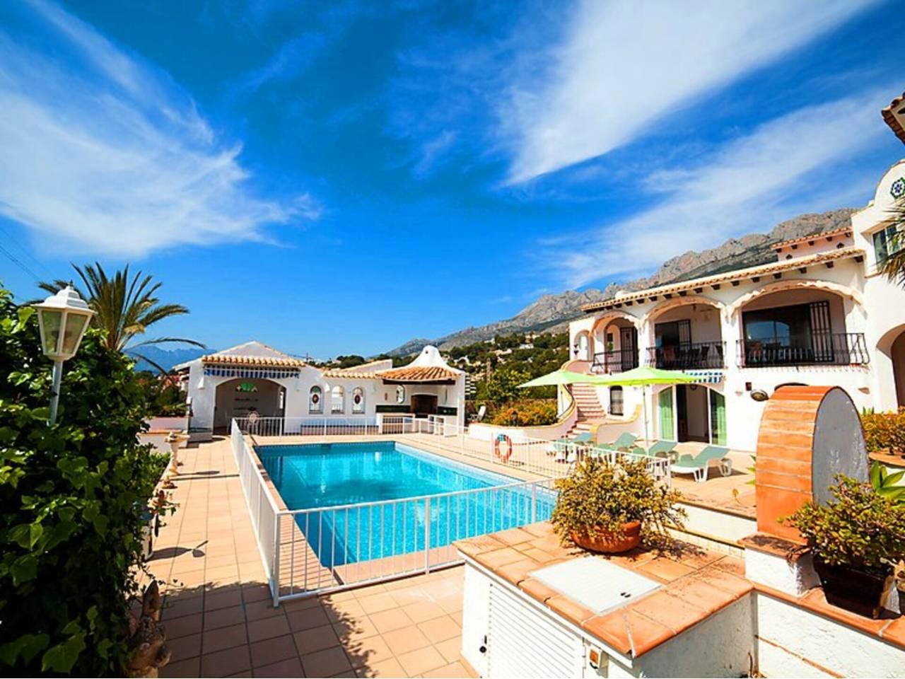 Casa Adosada de 5 Dormitorios en venta en Altea