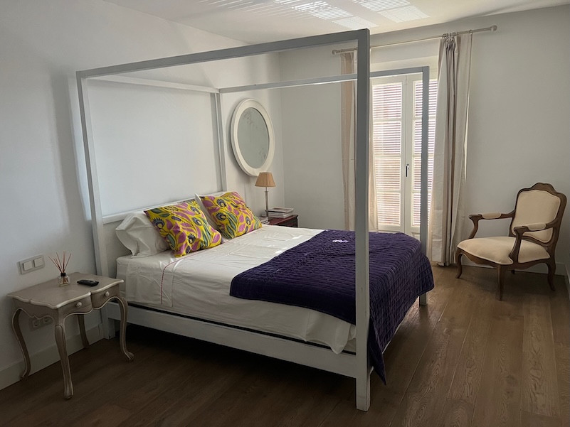 Piso de 3 Dormitorios y 3 Baños en venta en Milla de Oro, Marbella