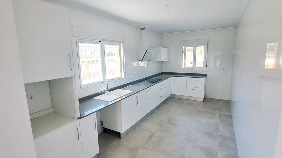 Finca de 3 Dormitorios en venta en Catral