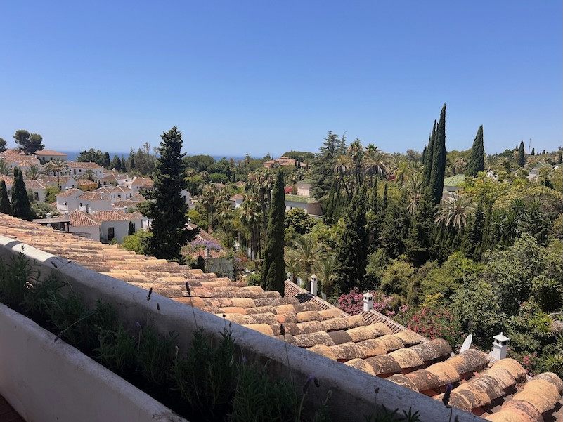 Piso de 3 Dormitorios y 3 Baños en venta en Milla de Oro, Marbella