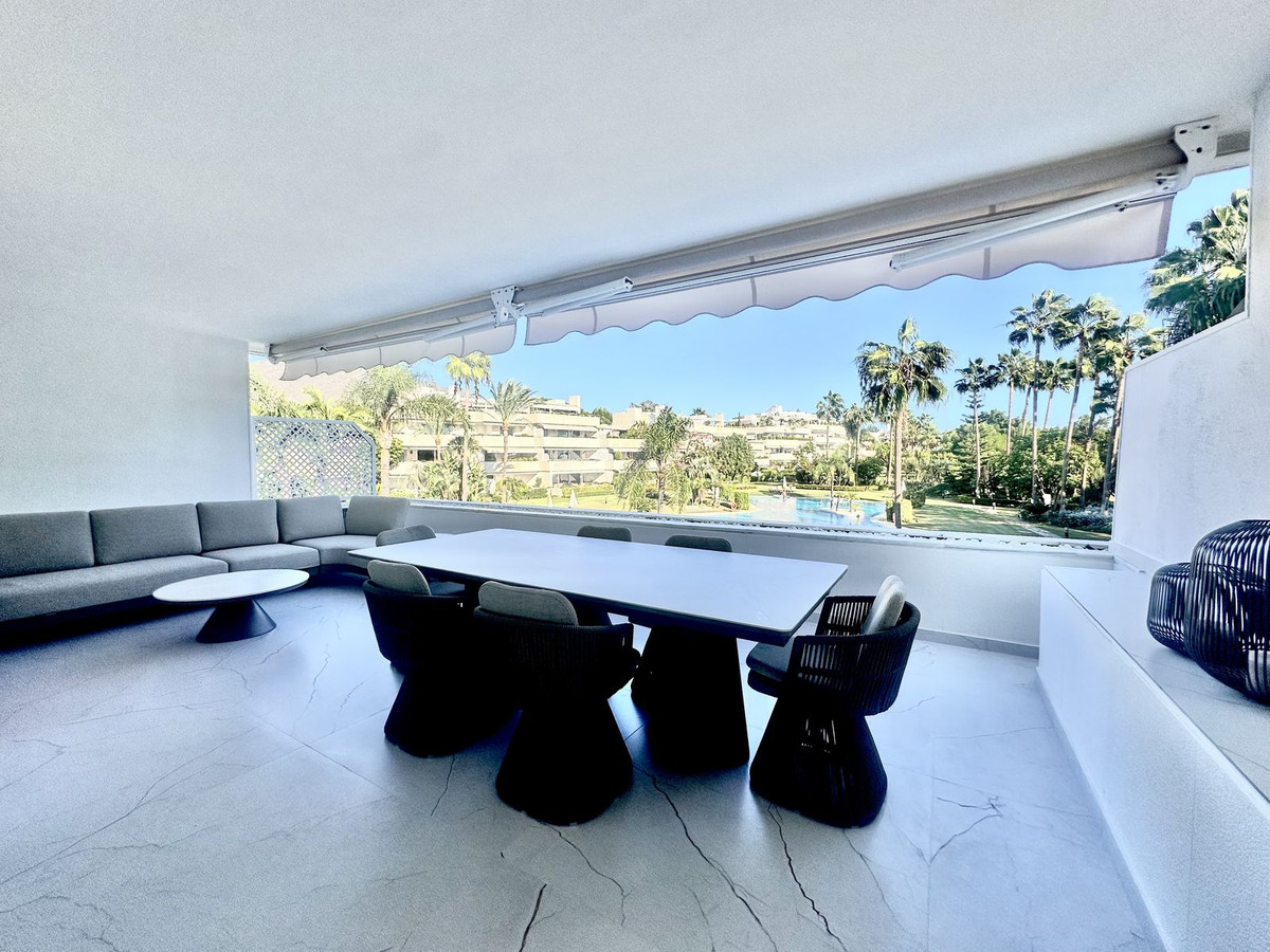 Piso de 3 Dormitorios y 3 Baños en venta en Marbella