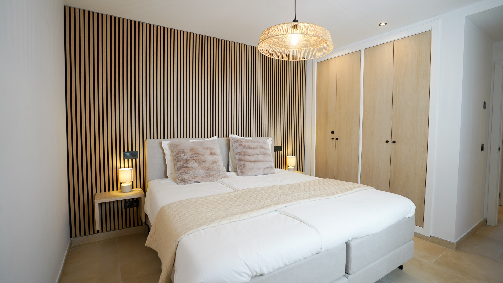 Piso de 2 Dormitorios en venta en Nueva Andalucía, Marbella