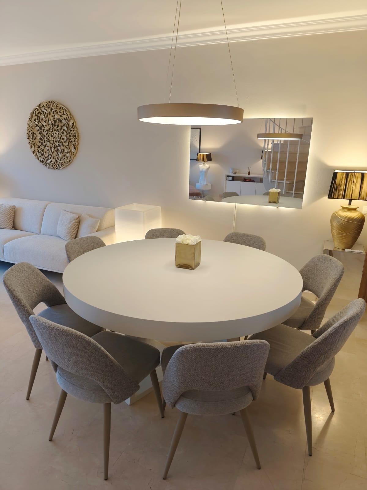 Ático de 3 Dormitorios y 3 Baños en venta en Nueva Andalucía, Marbella