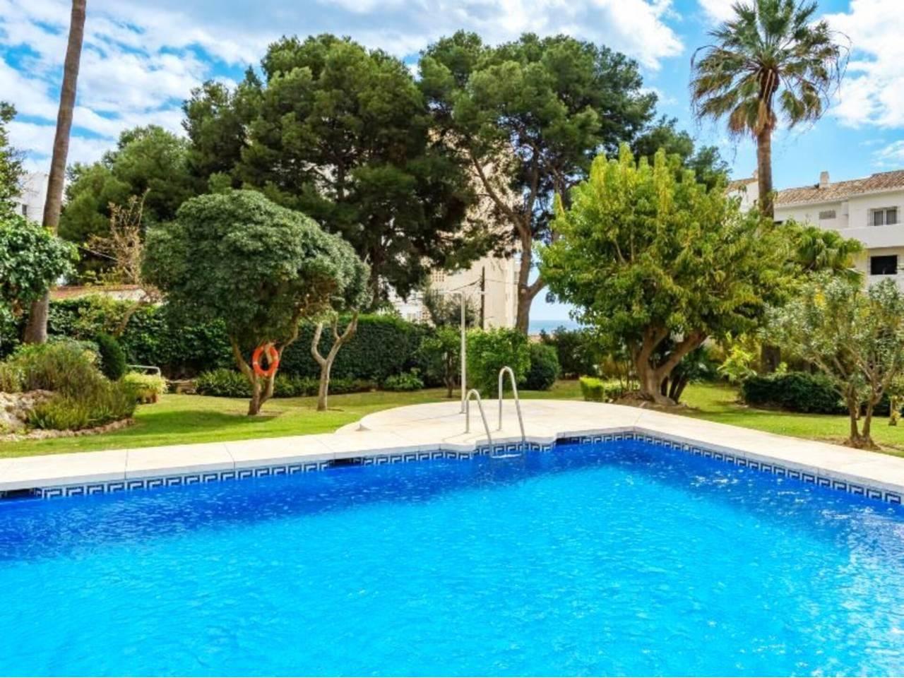 Piso de 1 Dormitorio y 1 Baño en venta en Benalmádena Costa