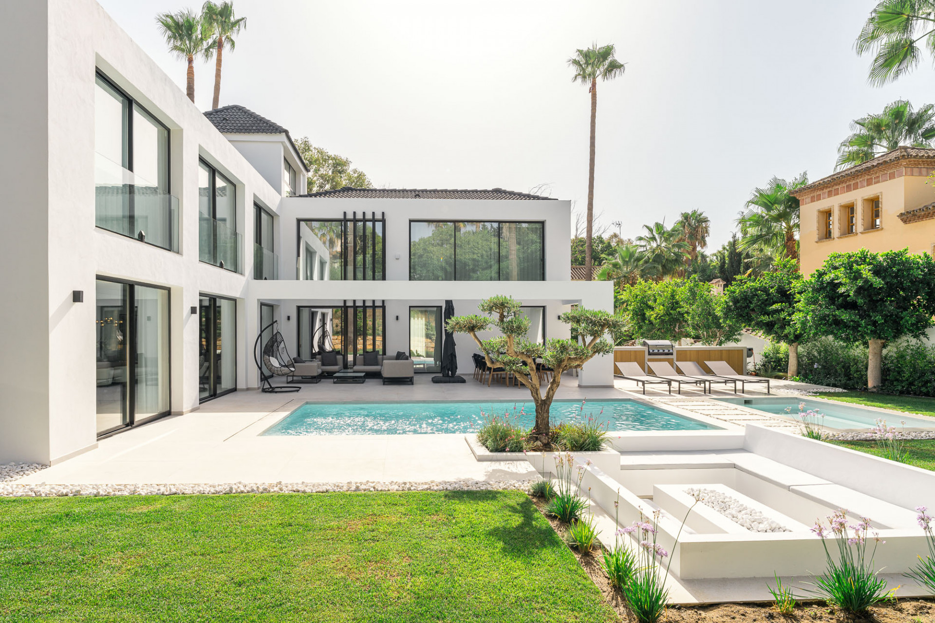 Casa de 4 Dormitorios y 4 Baños en venta en Nueva Andalucía, Marbella