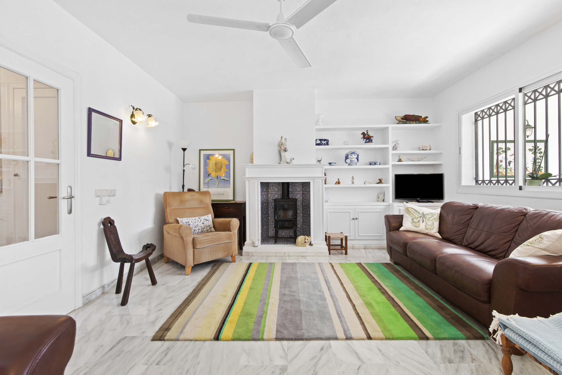 Casa Adosada de 3 Dormitorios y 2 Baños en venta en Estepona