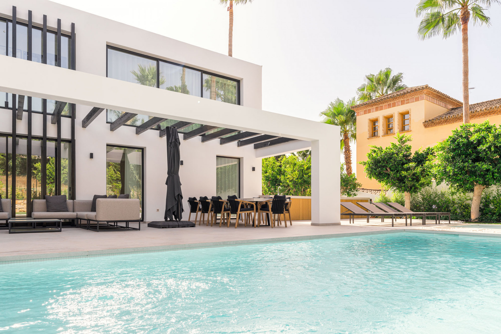 Casa de 4 Dormitorios y 4 Baños en venta en Nueva Andalucía, Marbella