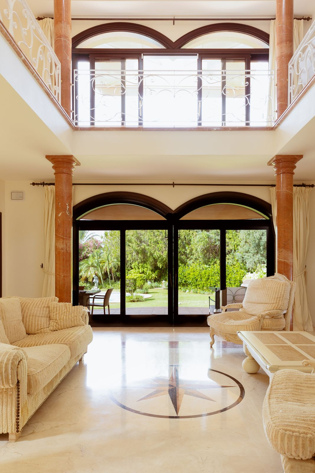 Casa de 4 Dormitorios en venta en Sierra Blanca, Marbella