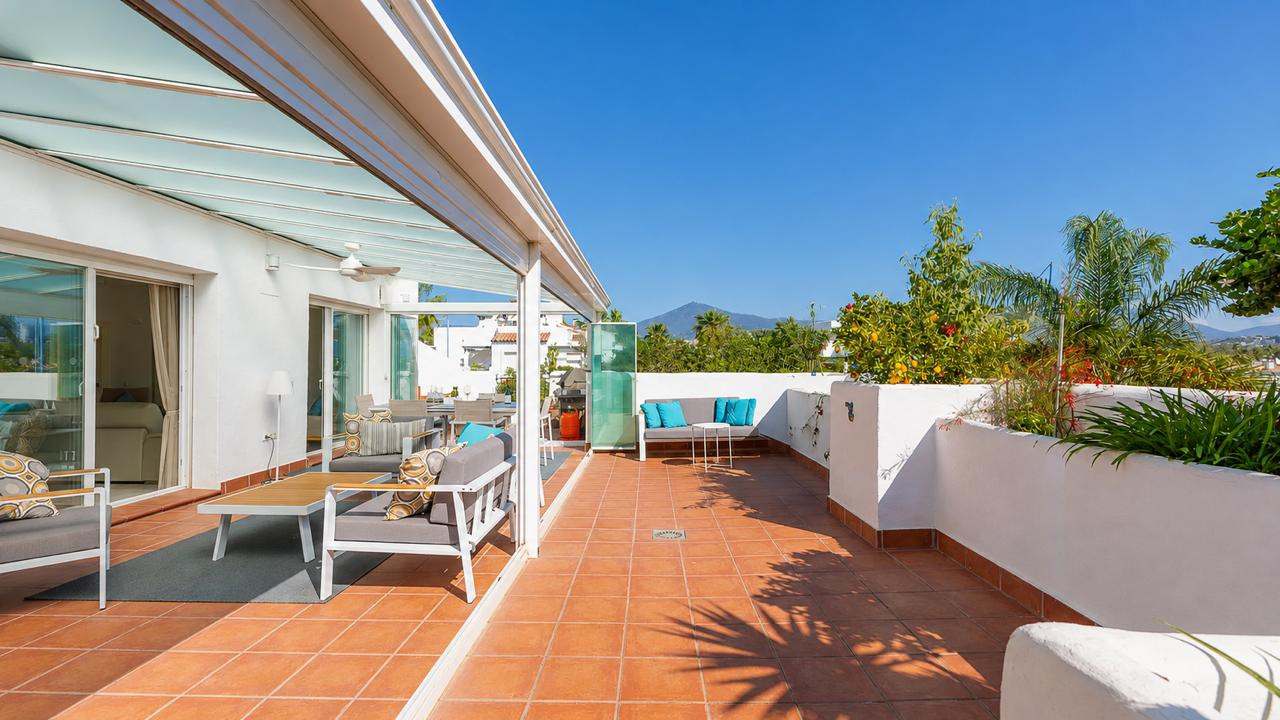 Ático de 3 Dormitorios en venta en San Pedro de Alcántara