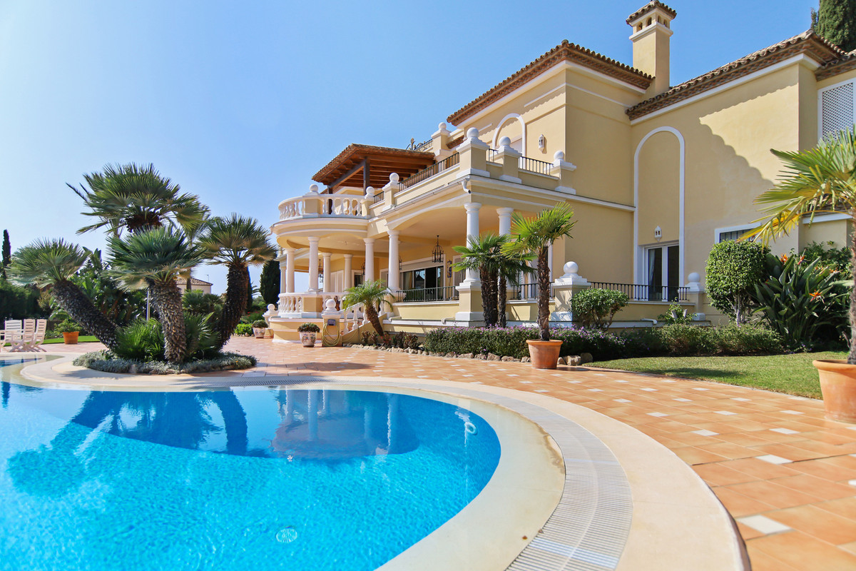 Casa de 5 Dormitorios y 5 Baños en venta en El Paraíso