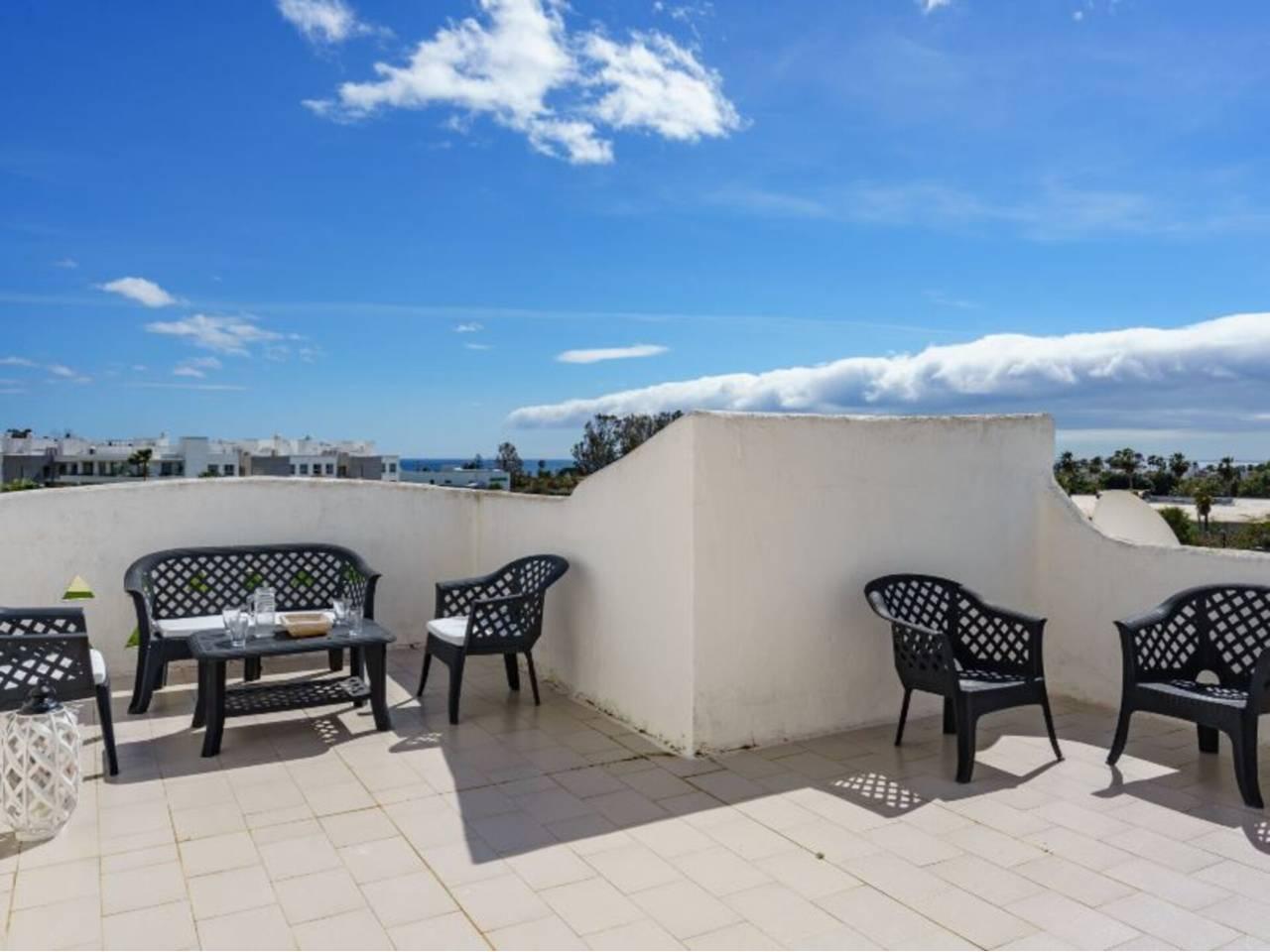 4 спални - Редова къща за продажба в La Alqueria, Estepona