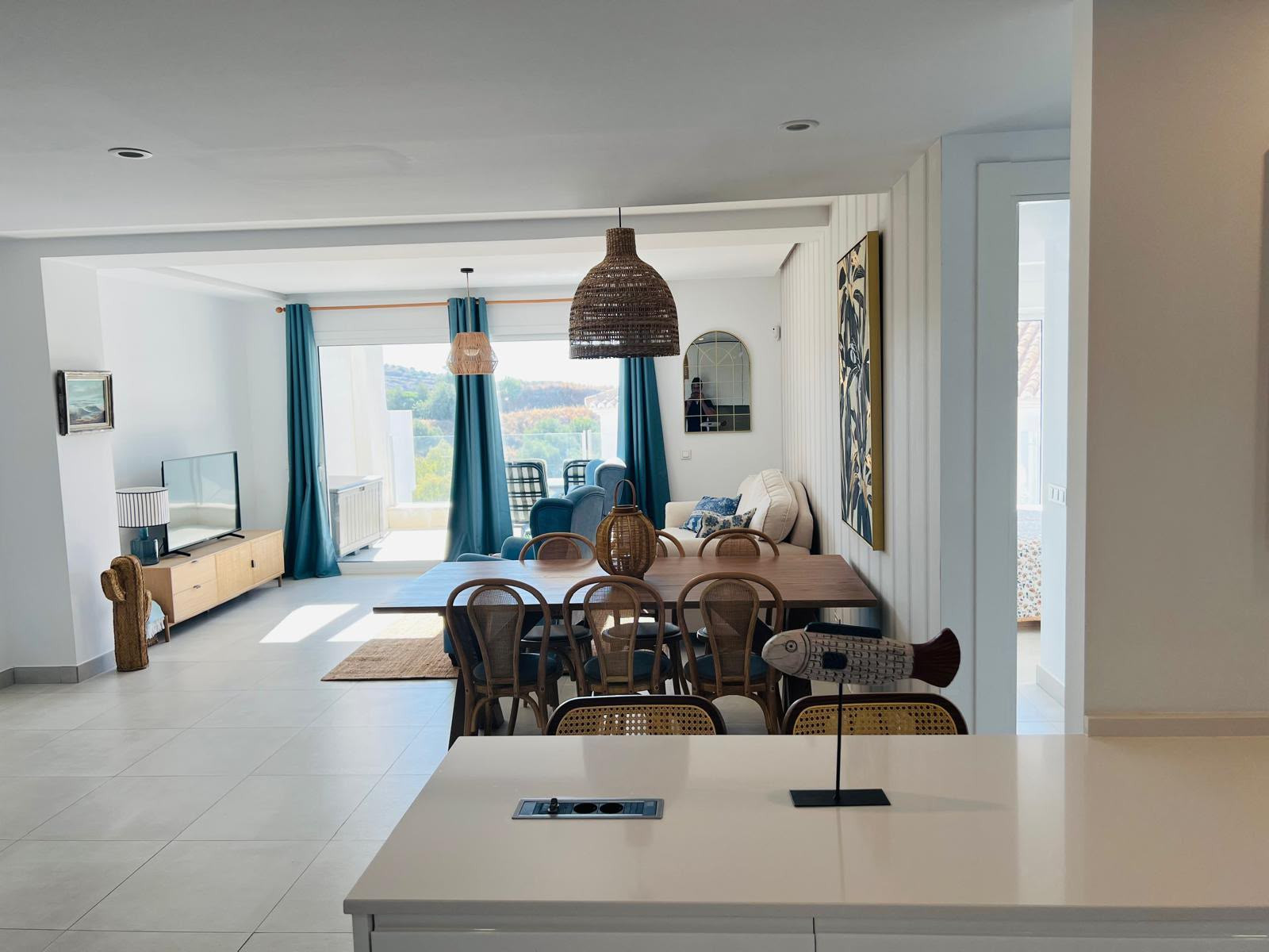 Ático de 3 Dormitorios y 3 Baños en venta en Los Monteros, Marbella