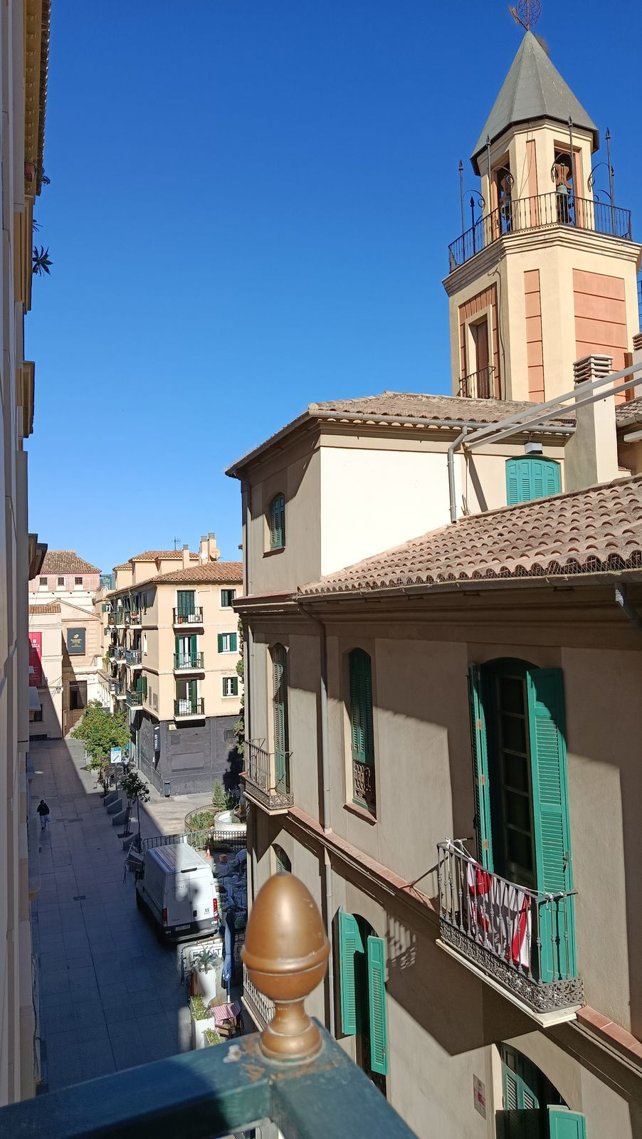 Piso de 4 Dormitorios y 2 Baños en venta en Málaga