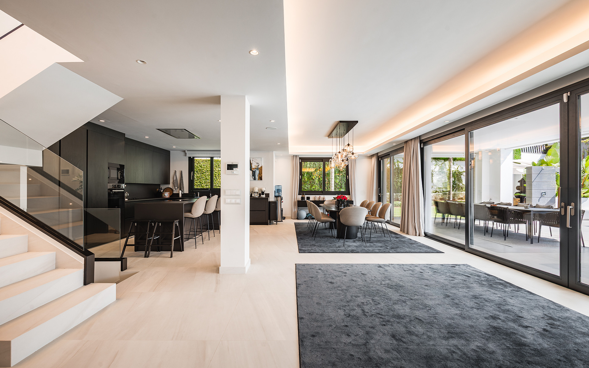 Casa de 7 Dormitorios en venta en Nueva Andalucía, Marbella